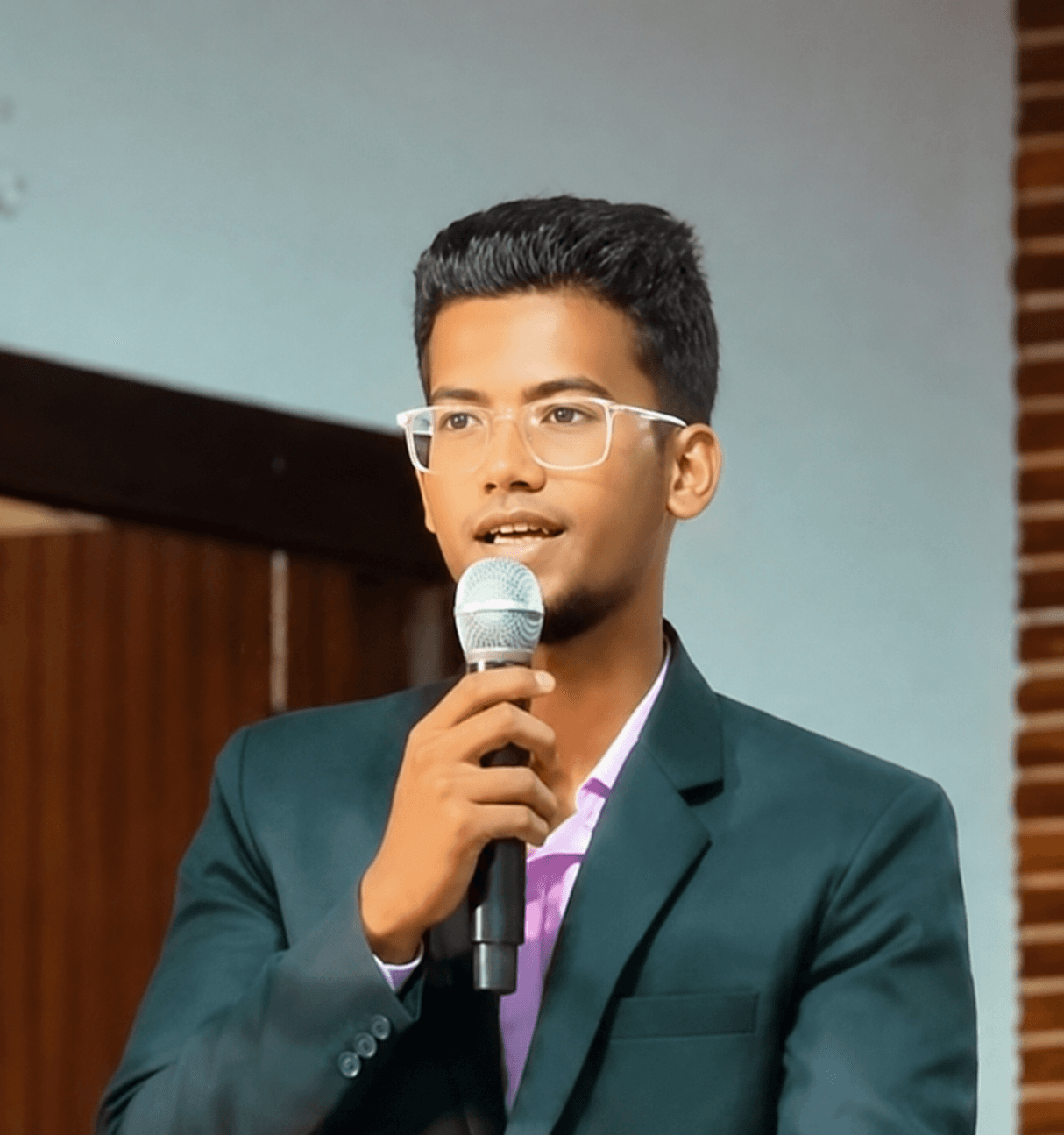R. Mohamed Uvaiz